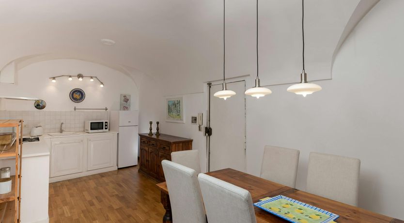 Photo of Roman Flair