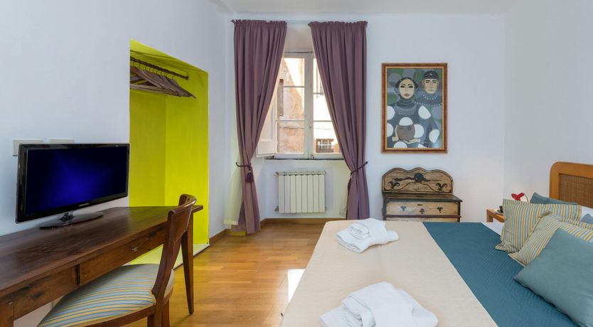 Photo of Roman Flair