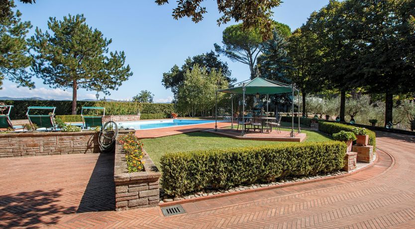 Photo of Perugian Kiss