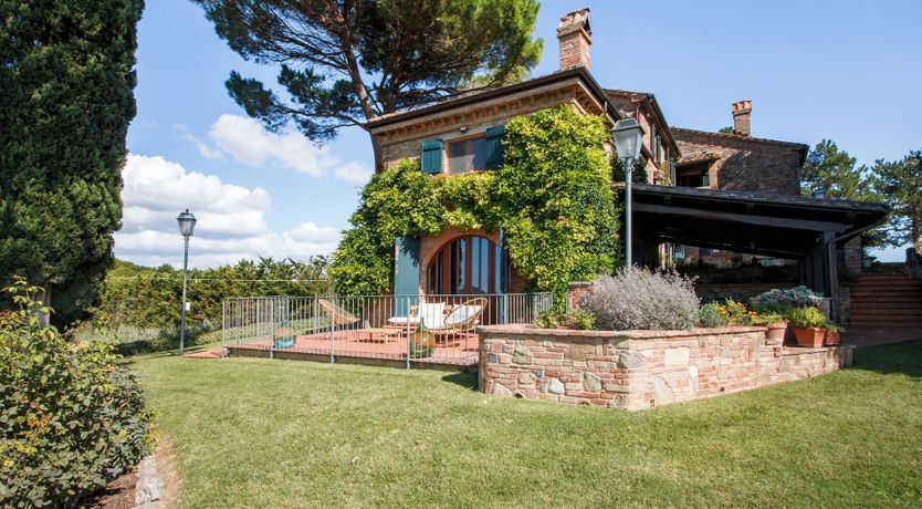 Photo of Perugian Kiss