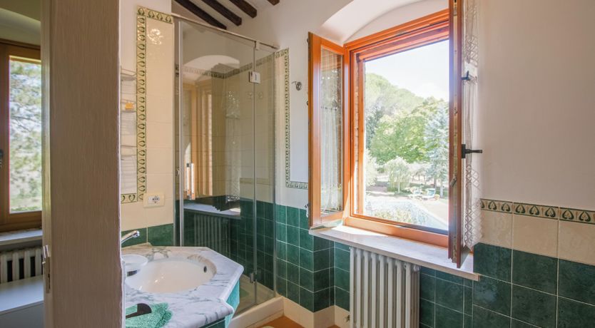 Photo of Perugian Kiss