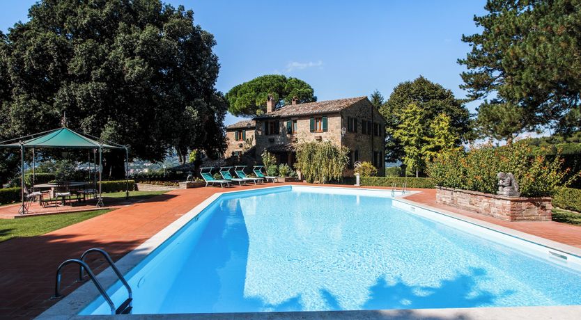 Photo of Perugian Kiss