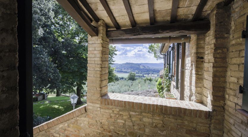 Photo of Perugian Kiss