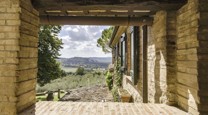 Photo of Perugian Kiss