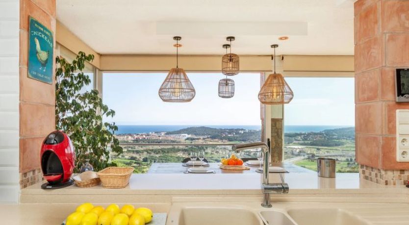 Photo of Luz del Mar