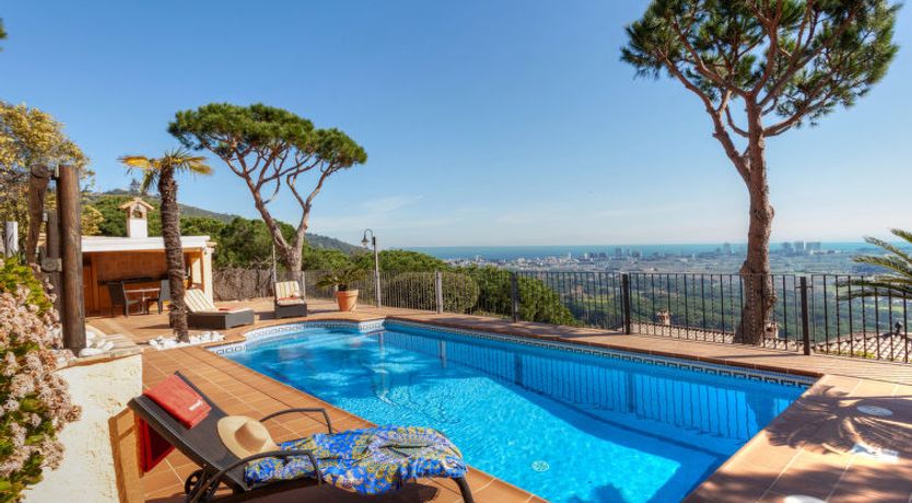 Photo of Luz del Mar