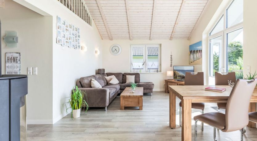 Photo of Luv & Lee Holiday Home 5