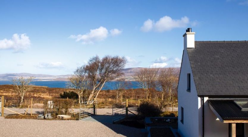 Photo of 10 Husabost