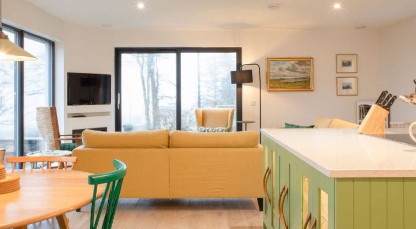 Photo of 10 Husabost