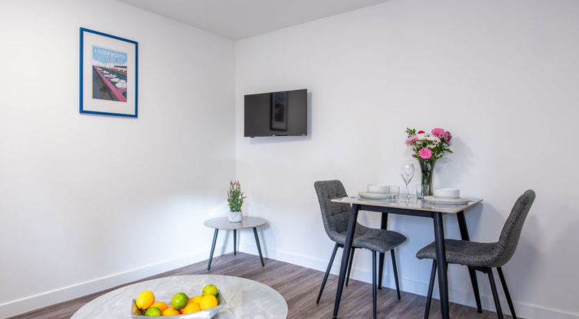 Photo of Harbour Nights Deluxe 7D