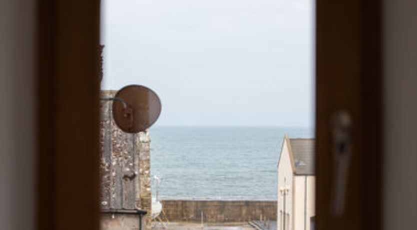 Photo of Harbour Nights Deluxe 7D