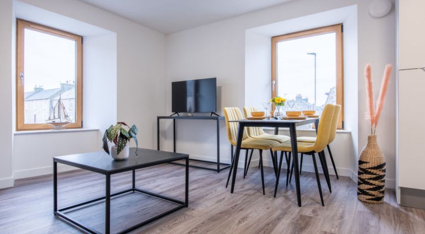 Photo of Harbour Nights Deluxe 7D