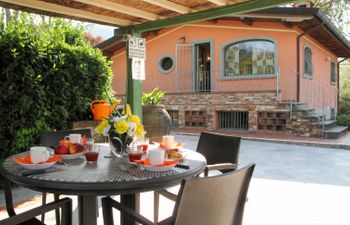 Versilia Holiday Home