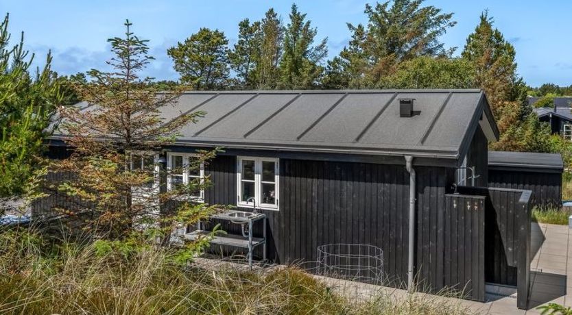 Photo of "Thorkil" - 800m from the sea