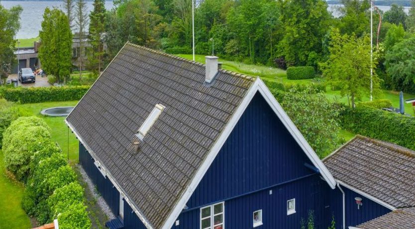 Photo of "Gravers" - 150m from the sea