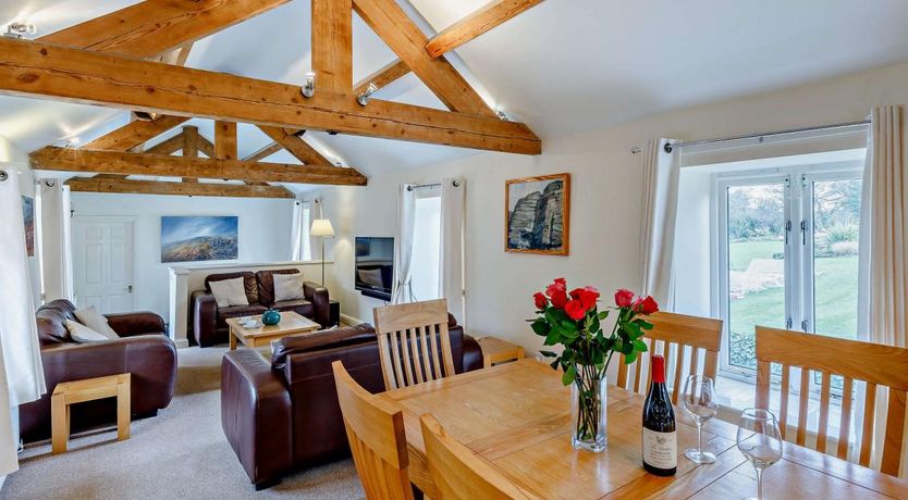 Photo of 3 Bed in Eyam