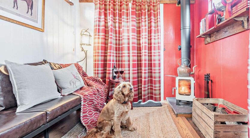 Photo of 1 Bed in Angle