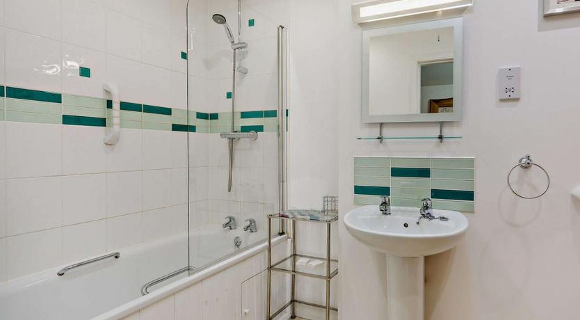 Photo of 2 Bed in Blacklunans