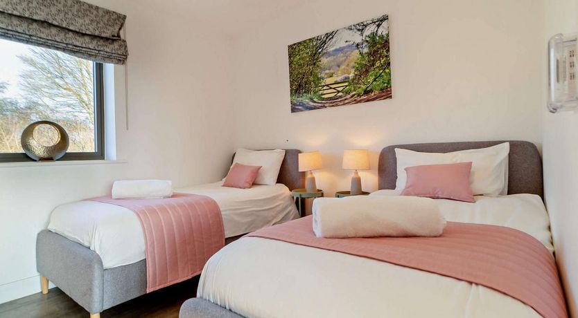 Photo of 2 Bed in East Bergholt