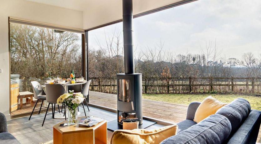 Photo of 2 Bed in East Bergholt