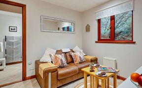 Photo of 1 Bed in Dollar