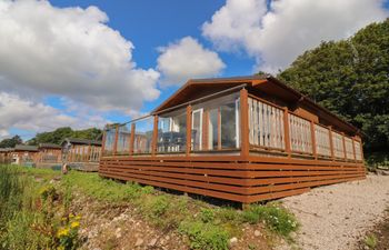 Mereside Holiday Home