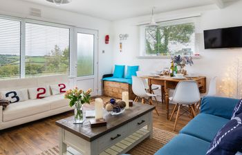 The Hut Holiday Home