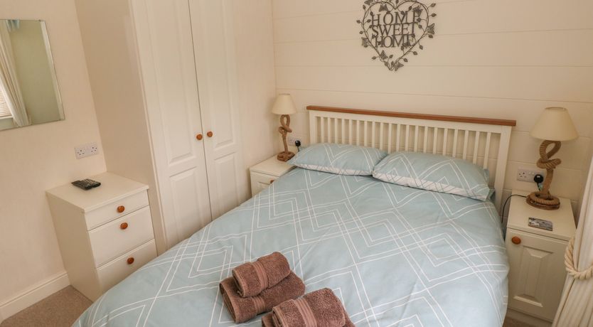 Photo of Cwtch Lodge 42