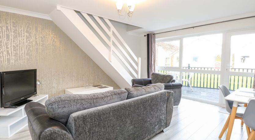 Photo of 91 Waterside Park