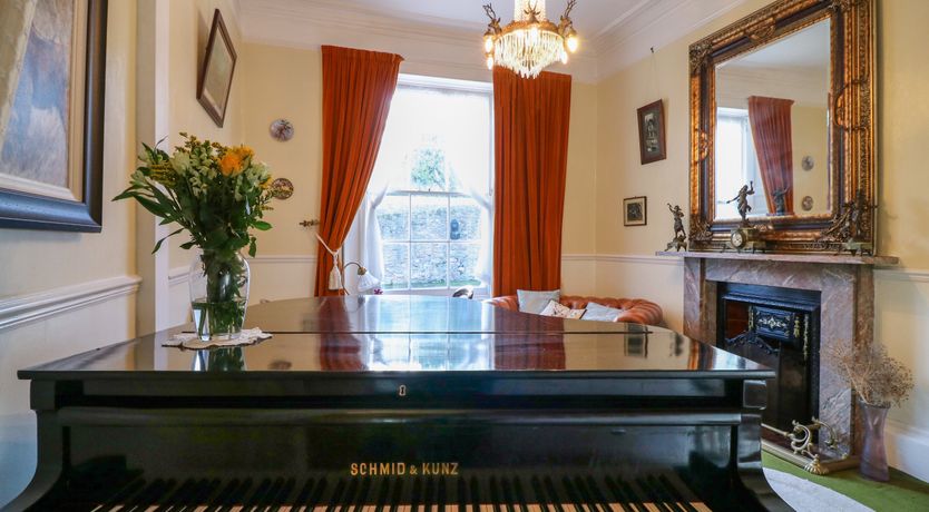 Photo of Clarence Grey House