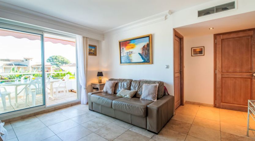 Photo of Le Domaine de la Baie Apartment 4