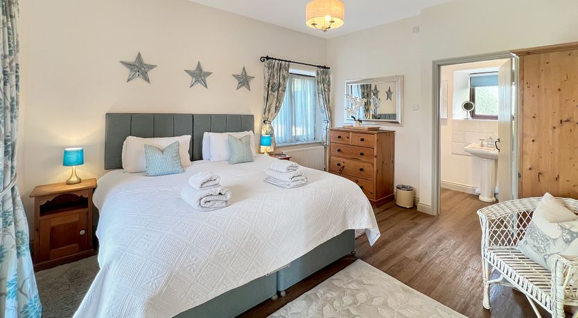 Photo of The Dairy, Waterrow