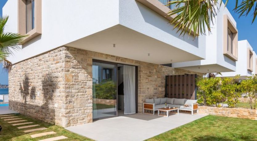 Photo of Palms Holiday Home 6