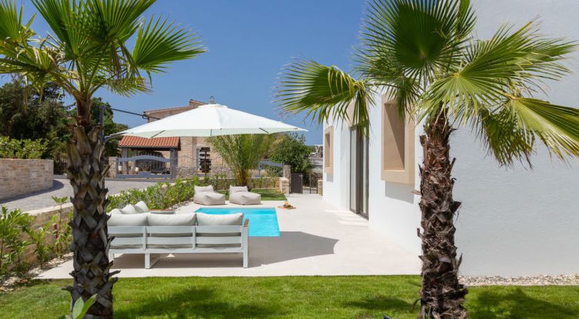 Photo of Palms Holiday Home 11