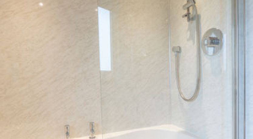 Photo of Loch Leven Lodge 21