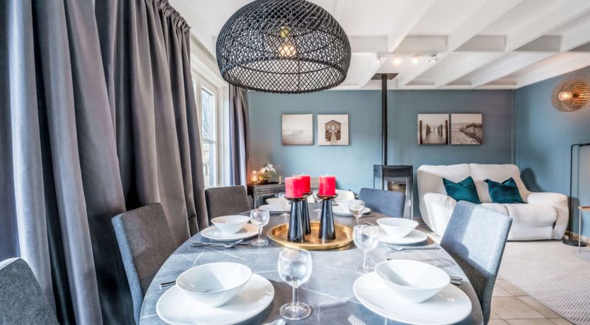 Photo of Beluga with parking and shared pool Holiday Home 9