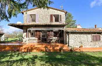 Romiccioli Holiday Home