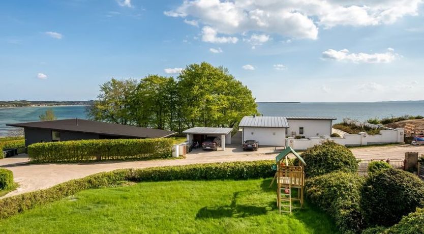 Photo of "Stavros" - 100m from the sea