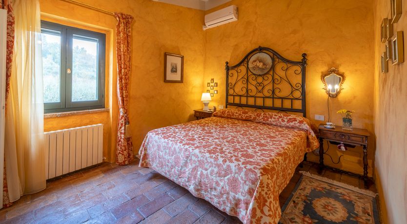 Photo of Umbrian Touch