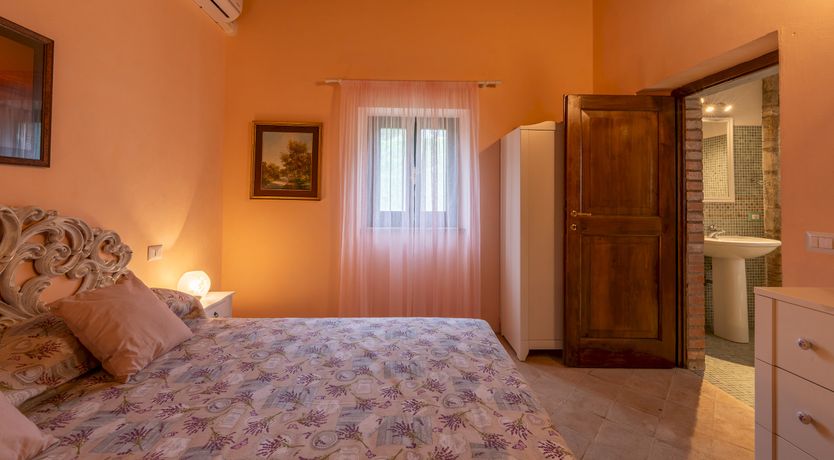 Photo of Umbrian Touch