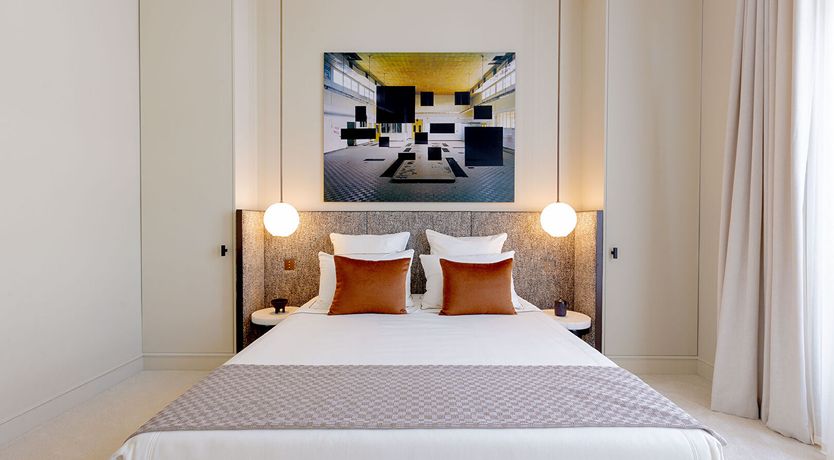 Photo of The Gilded Avenue