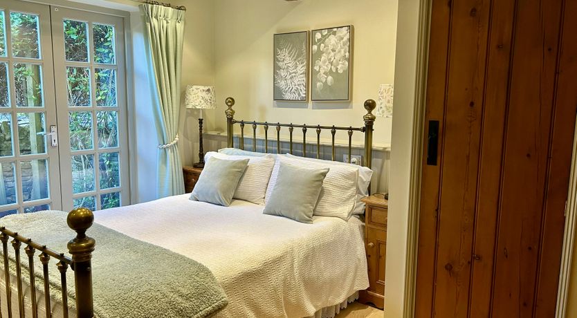 Photo of River Windrush Cottage