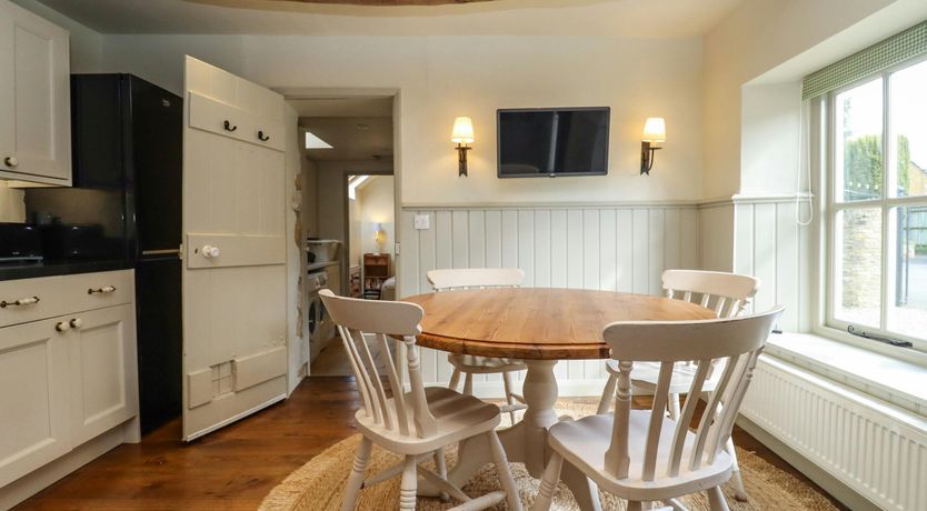 Photo of River Windrush Cottage