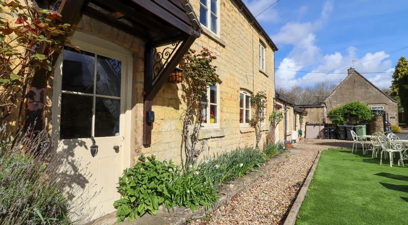 Photo of River Windrush Cottage