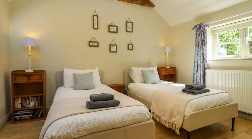 Photo of River Windrush Cottage