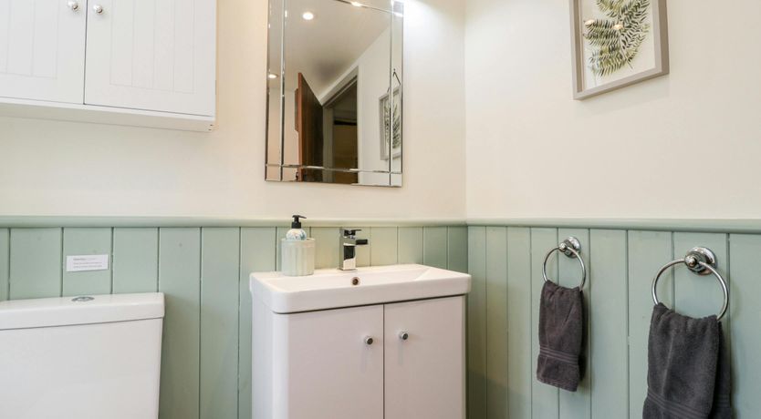 Photo of River Windrush Cottage