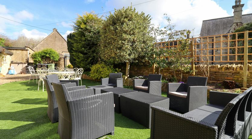 Photo of River Windrush Cottage