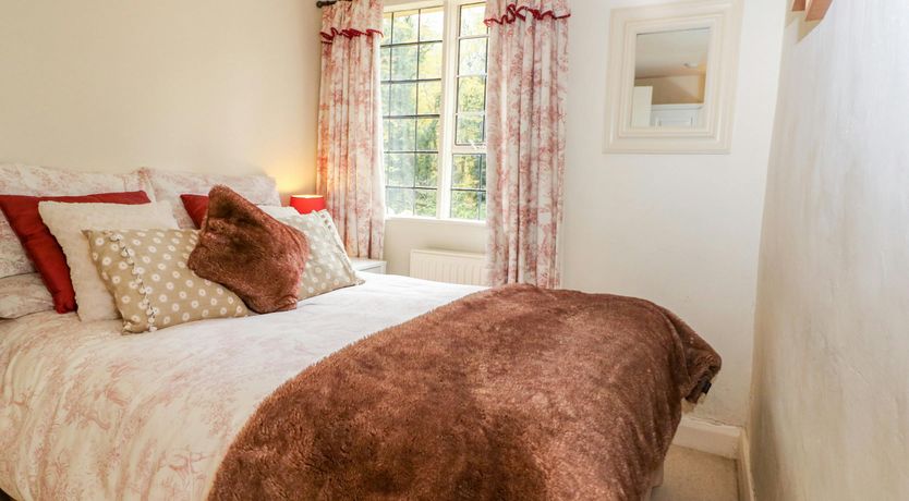 Photo of The Chalford Cottage