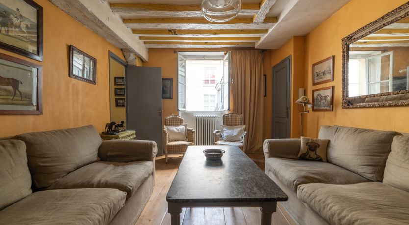 Photo of The Chevalier