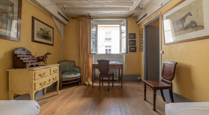 Photo of The Chevalier